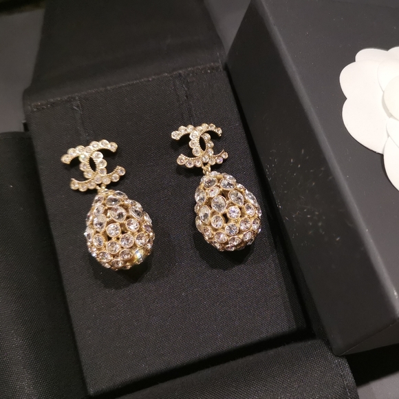 💯 Chanel earrings - Picture 1 of 4